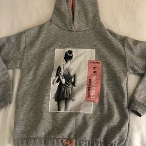 Grey graphic long sleeve hoodie, Kids 11/12
